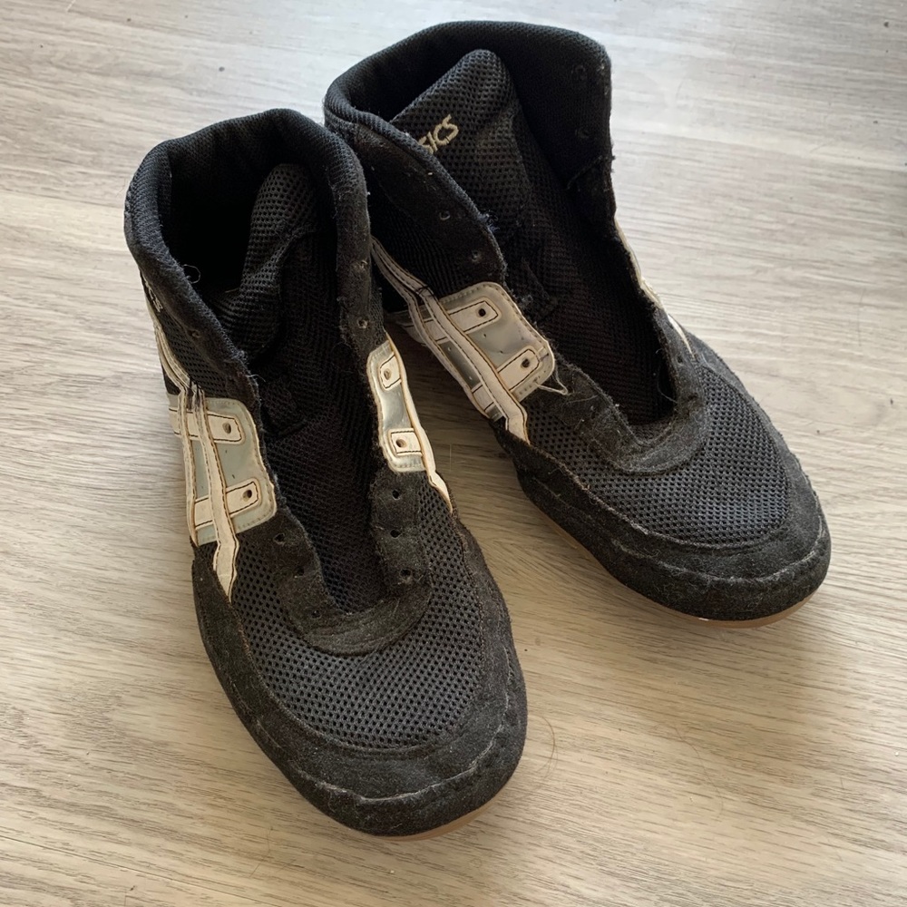 ASICS Men’s Wrestling Shoes